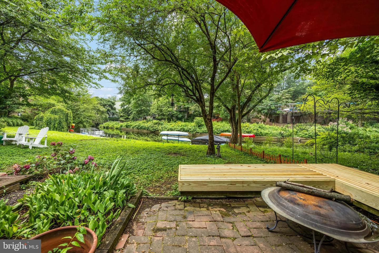 11471 W Washington Plaza W photo 35