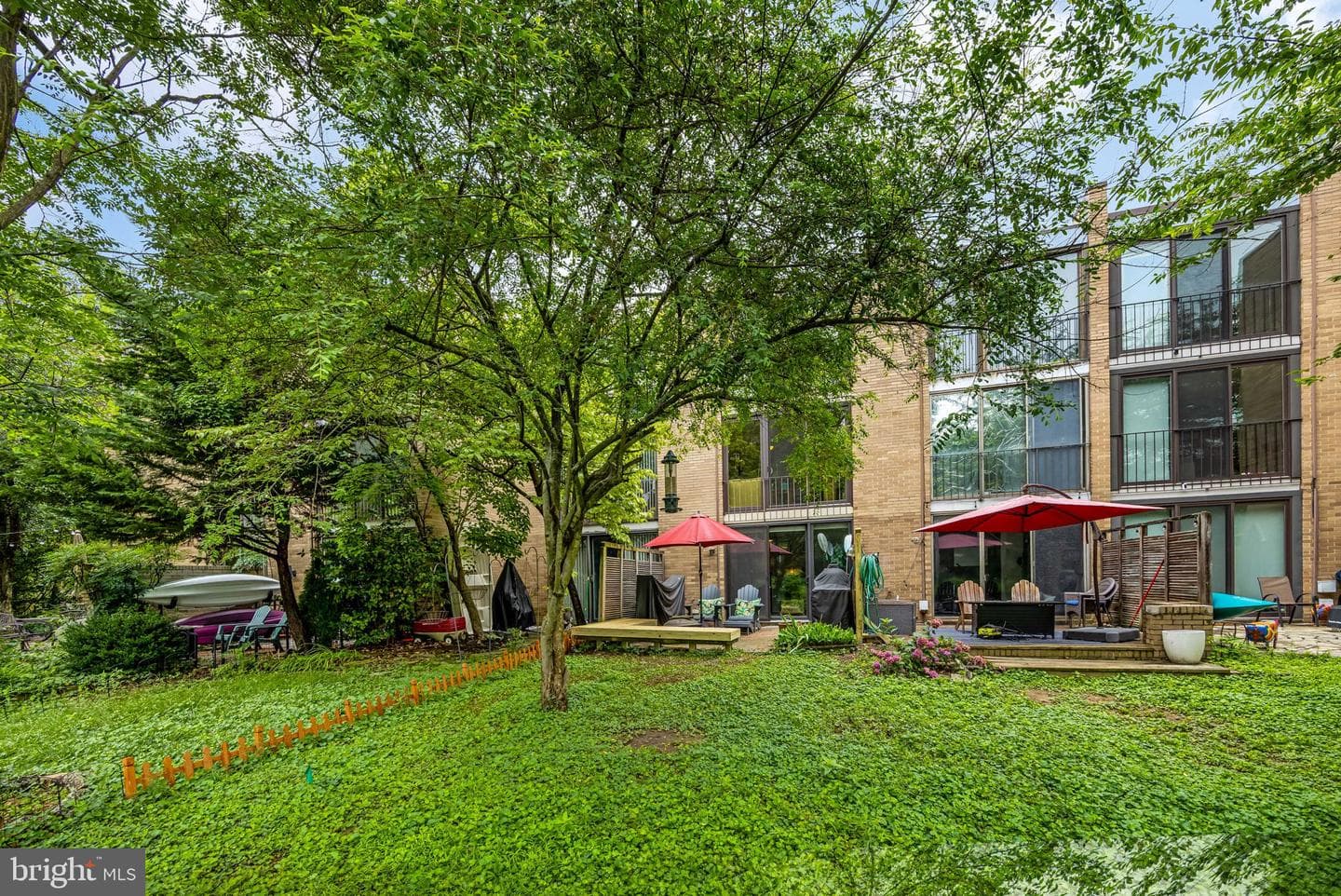 11471 W Washington Plaza W photo 36