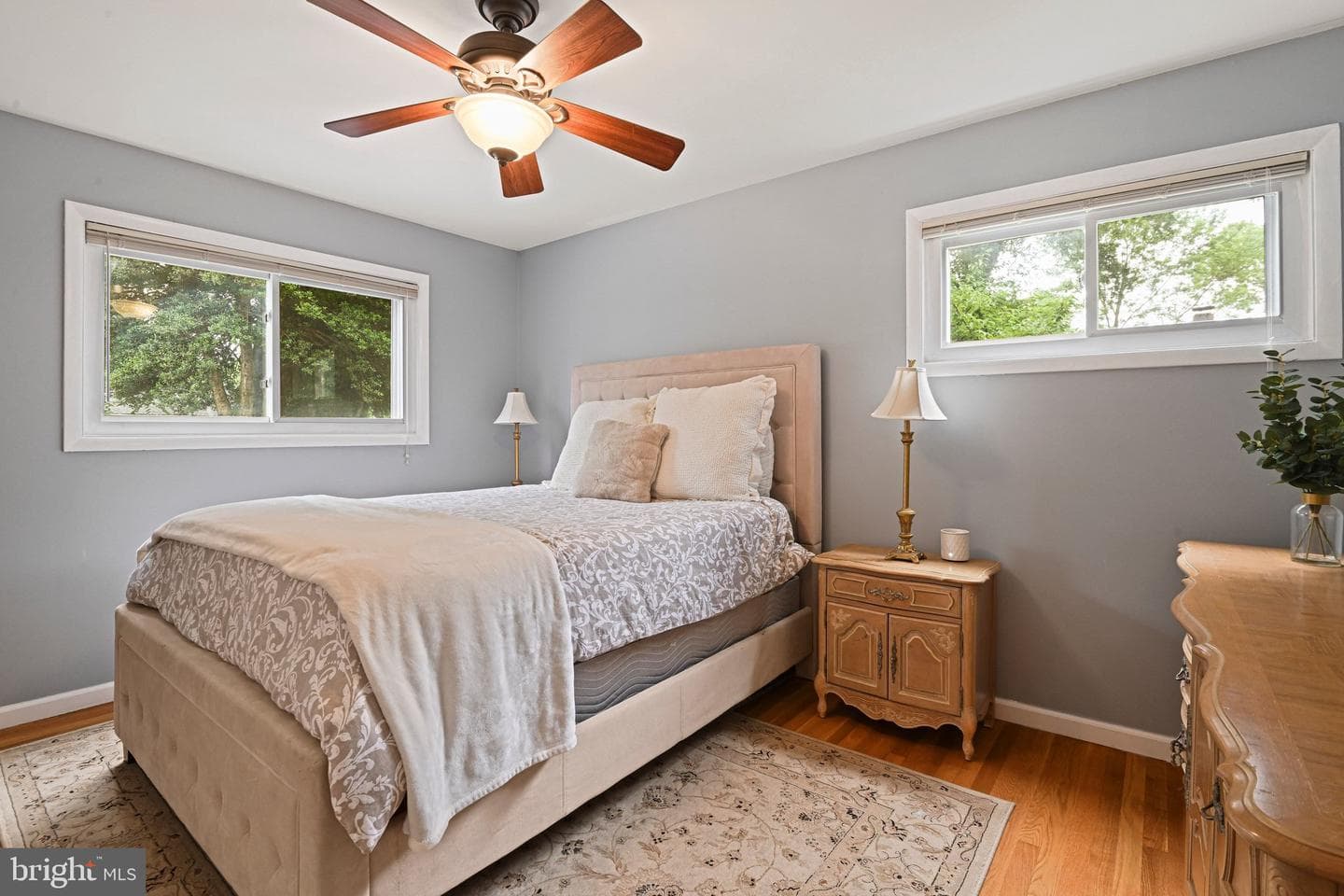 8213 Cottage Street photo 17