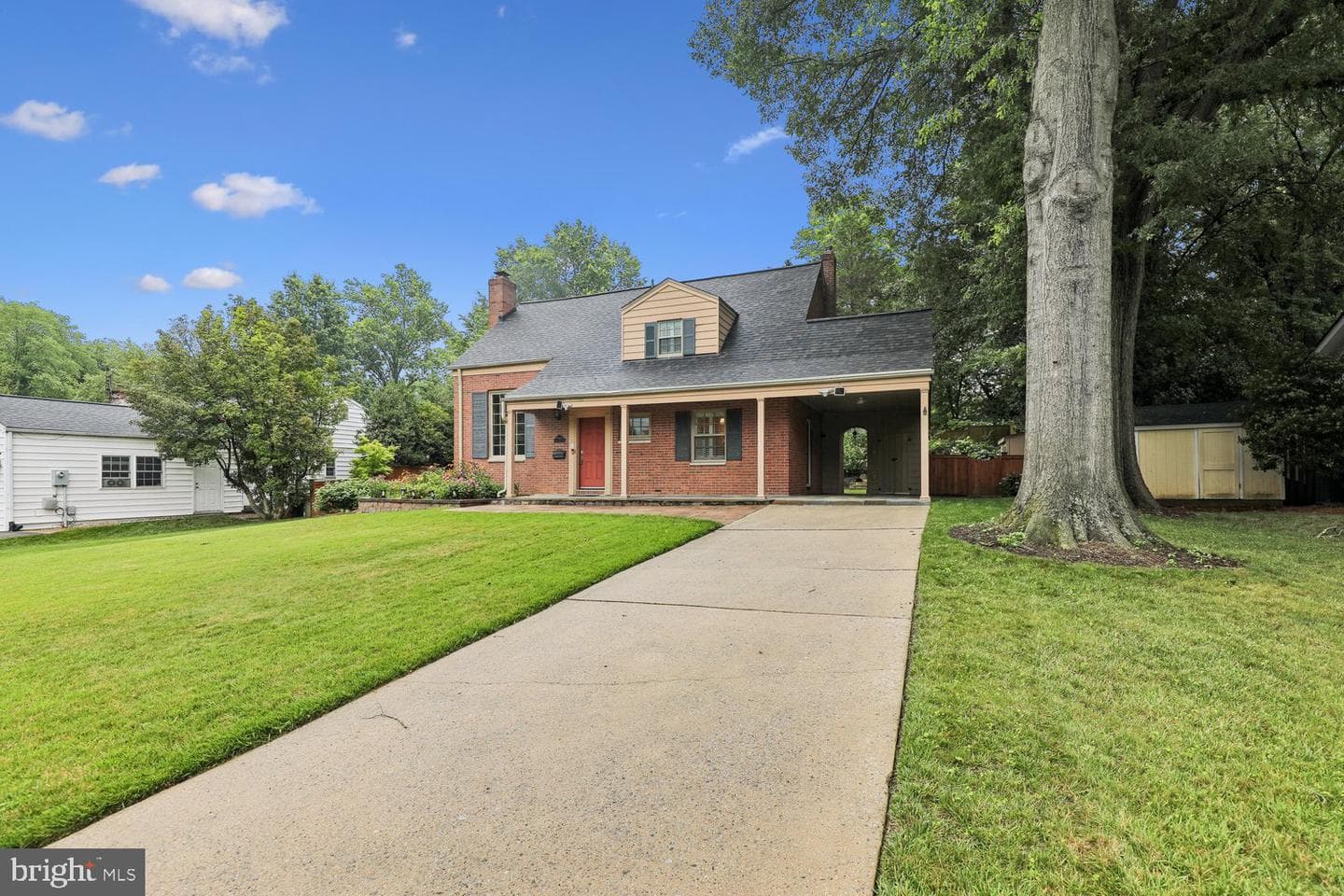9005 Greylock Street photo 60