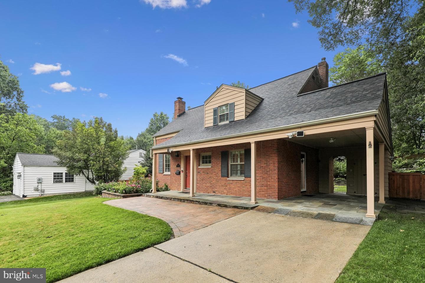 9005 Greylock Street photo 62