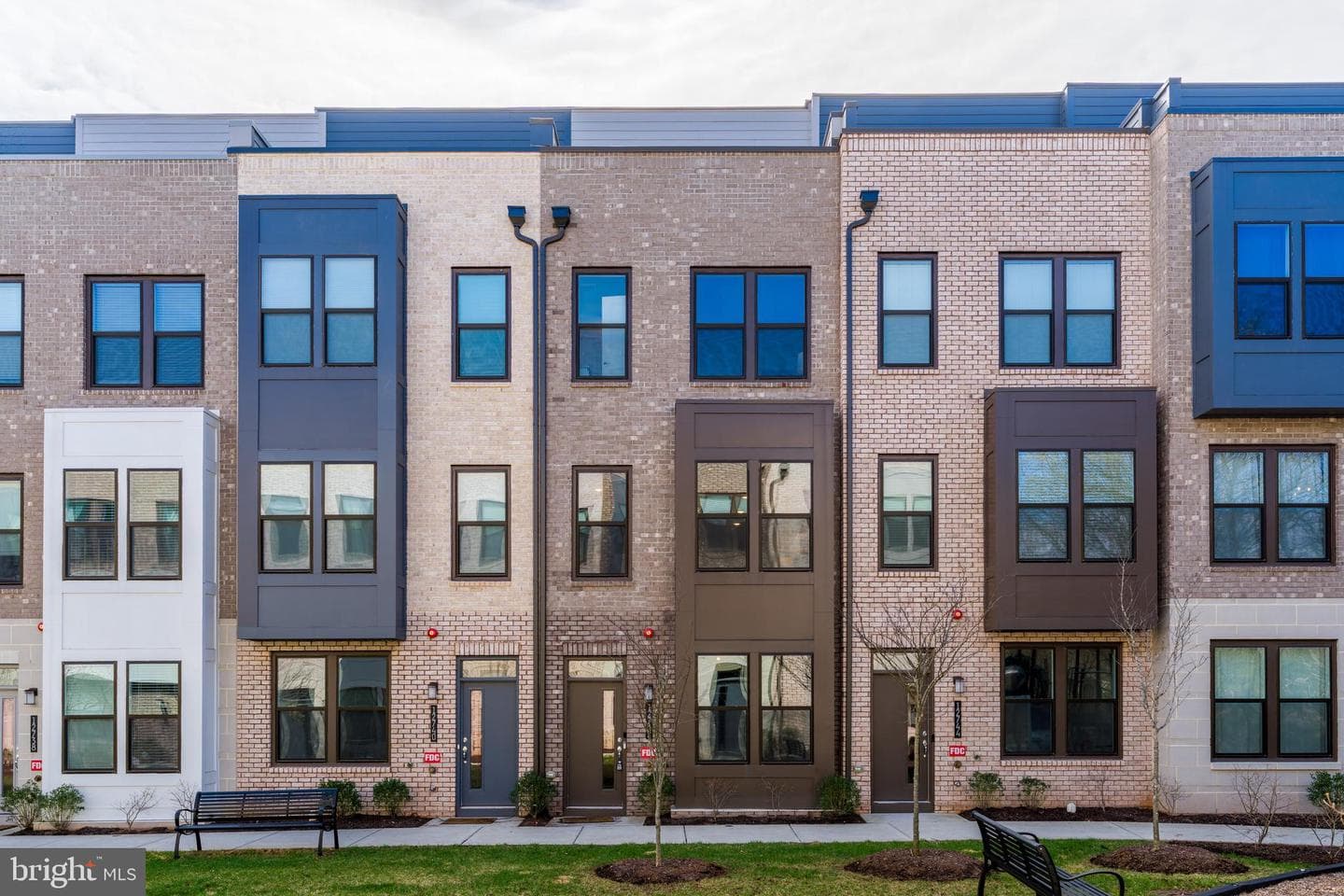 12742 Verdant Way, Reston