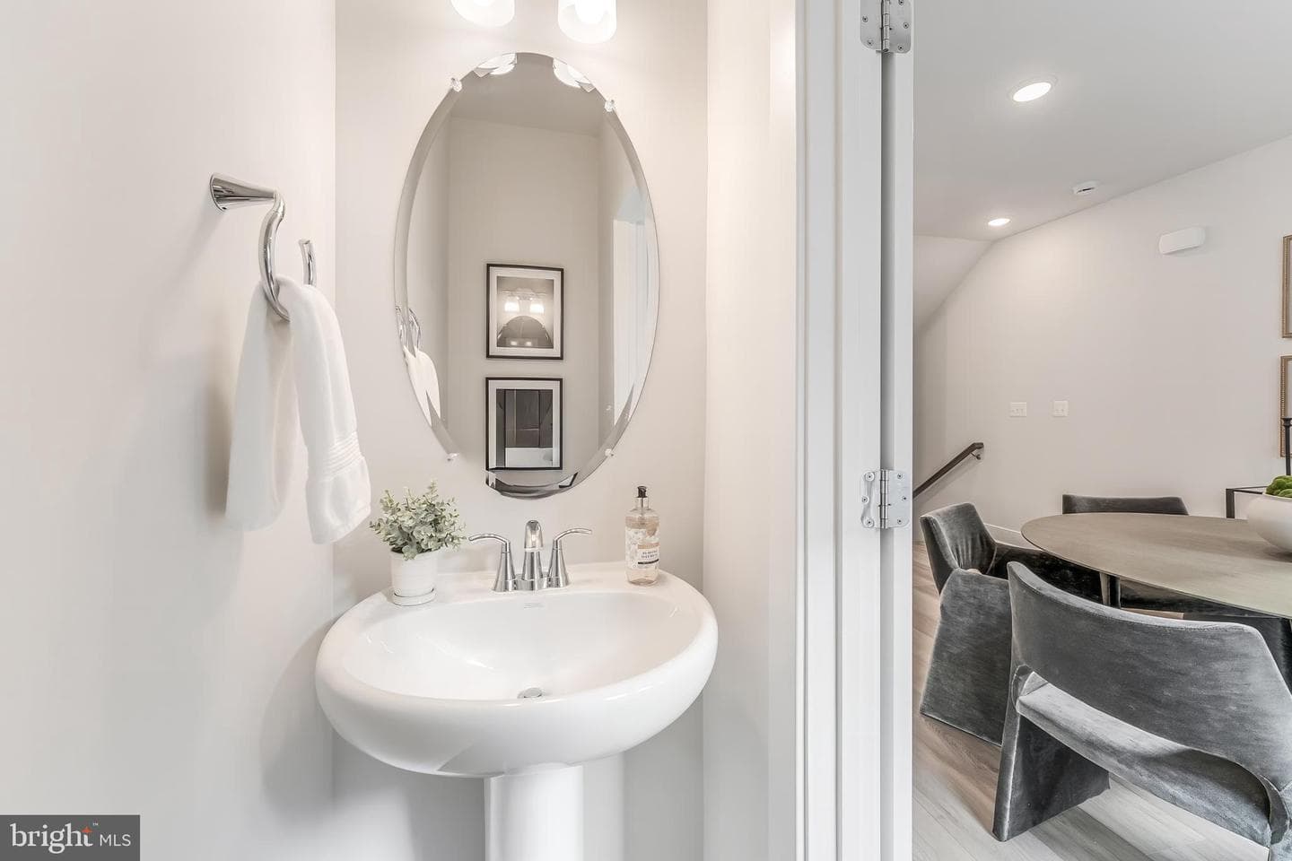 12742 Verdant Way photo 8