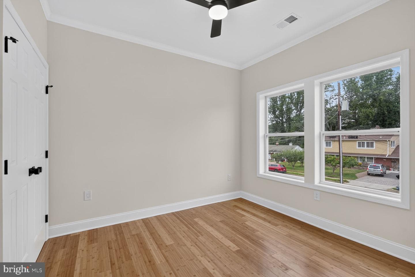 7304 Dickenson Street photo 31