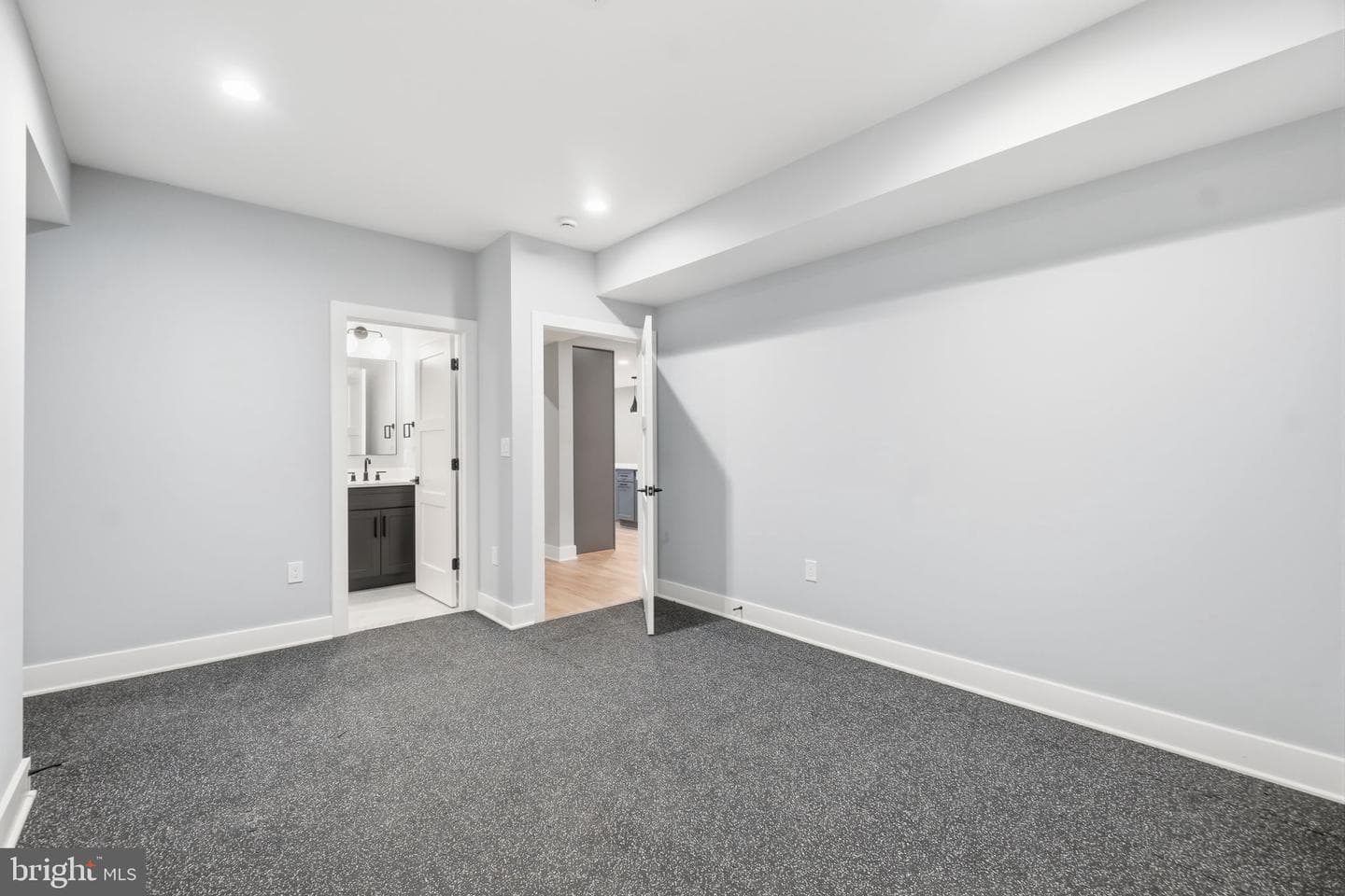 7306 Sportsman Drive photo 32
