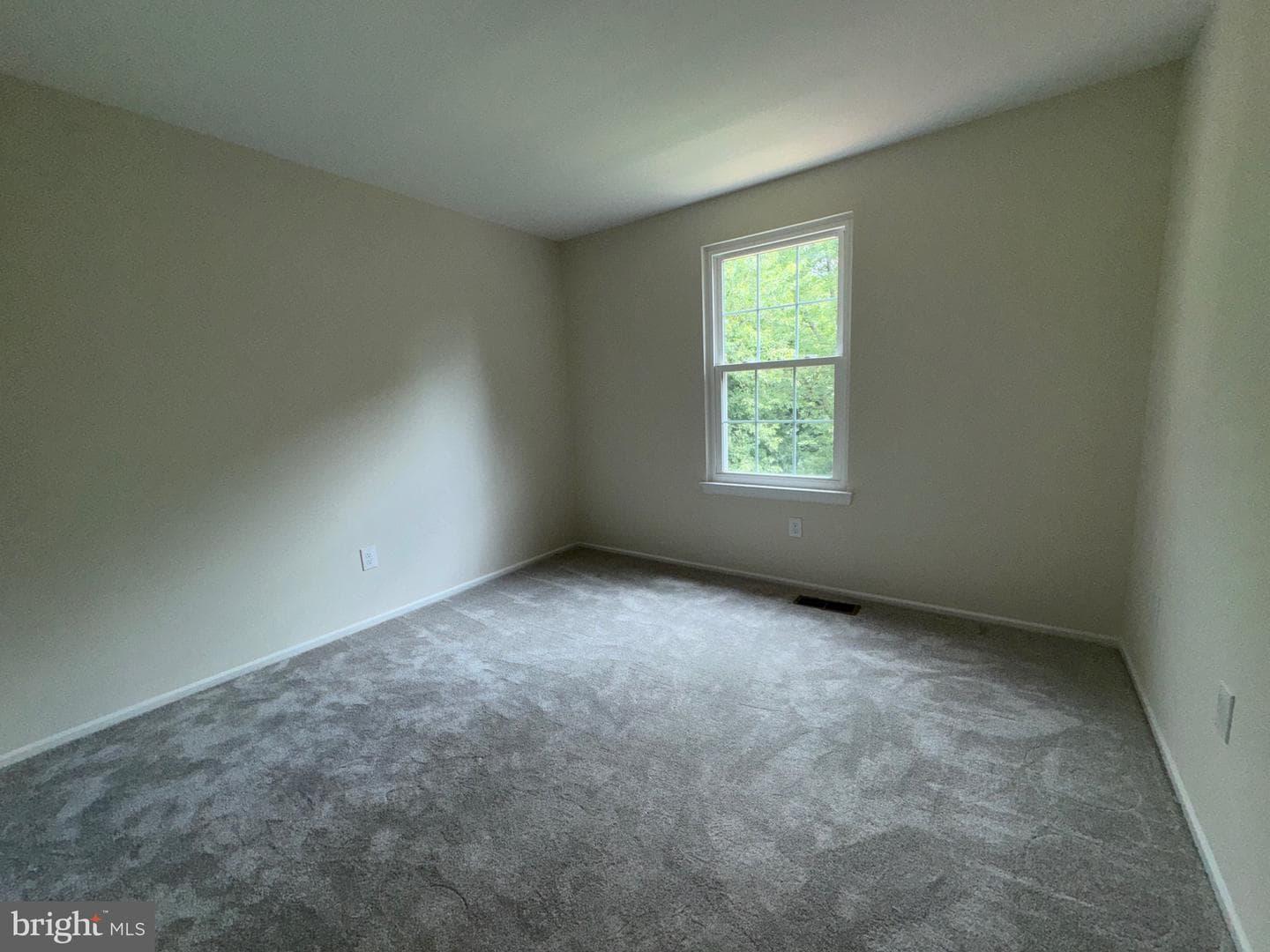 7679 Sheffield Village Lane photo 18
