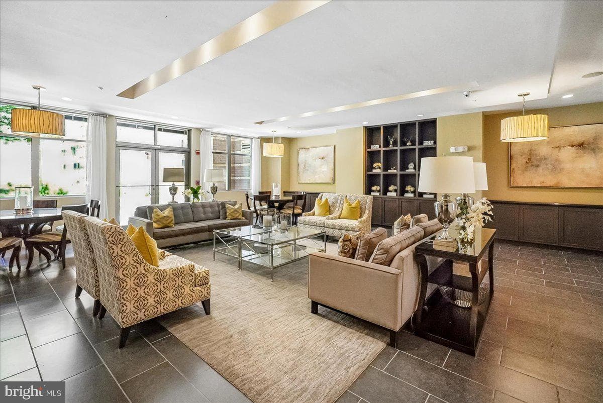 12000 Market Street #286 photo 26