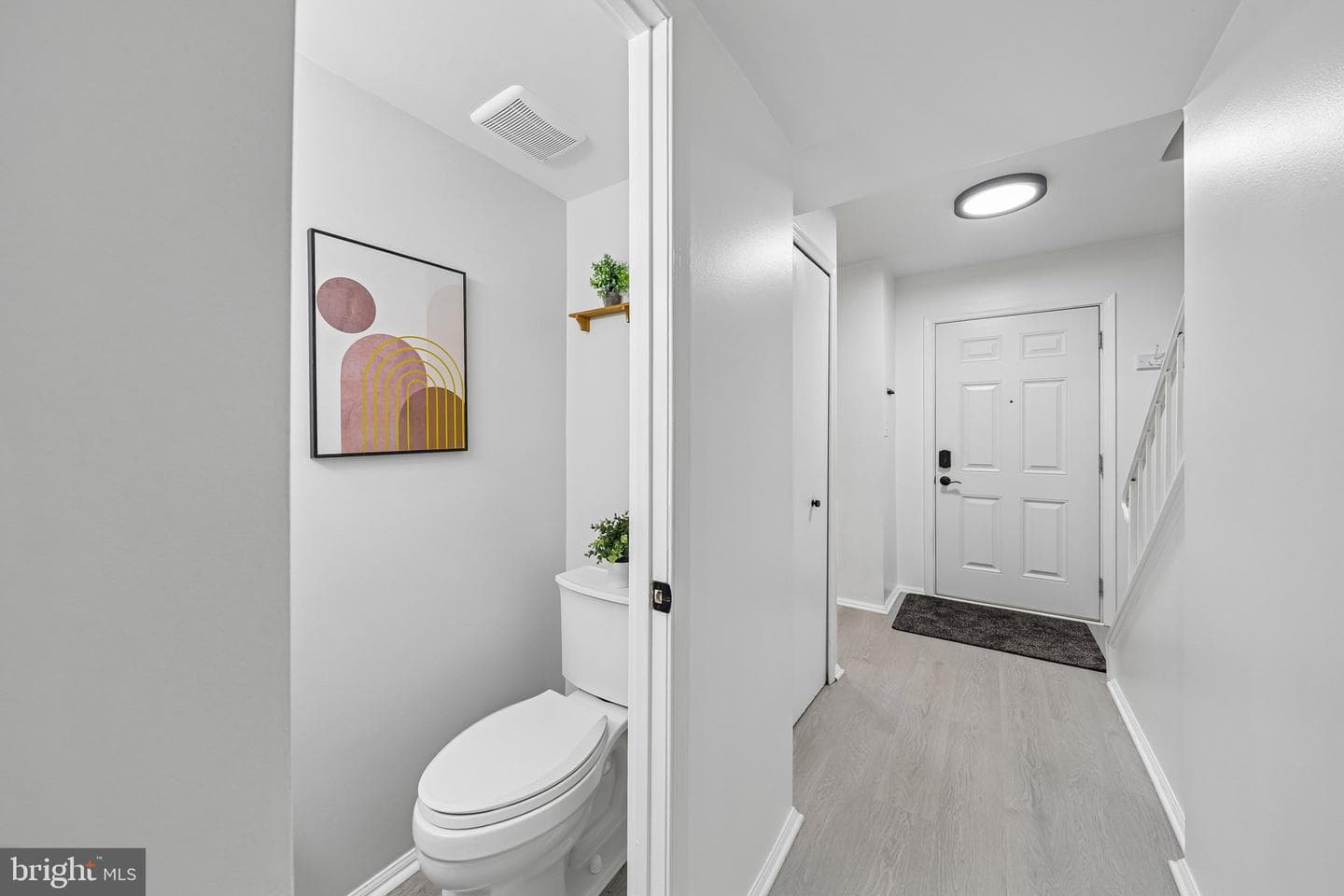 8561 Dellway Lane photo 17
