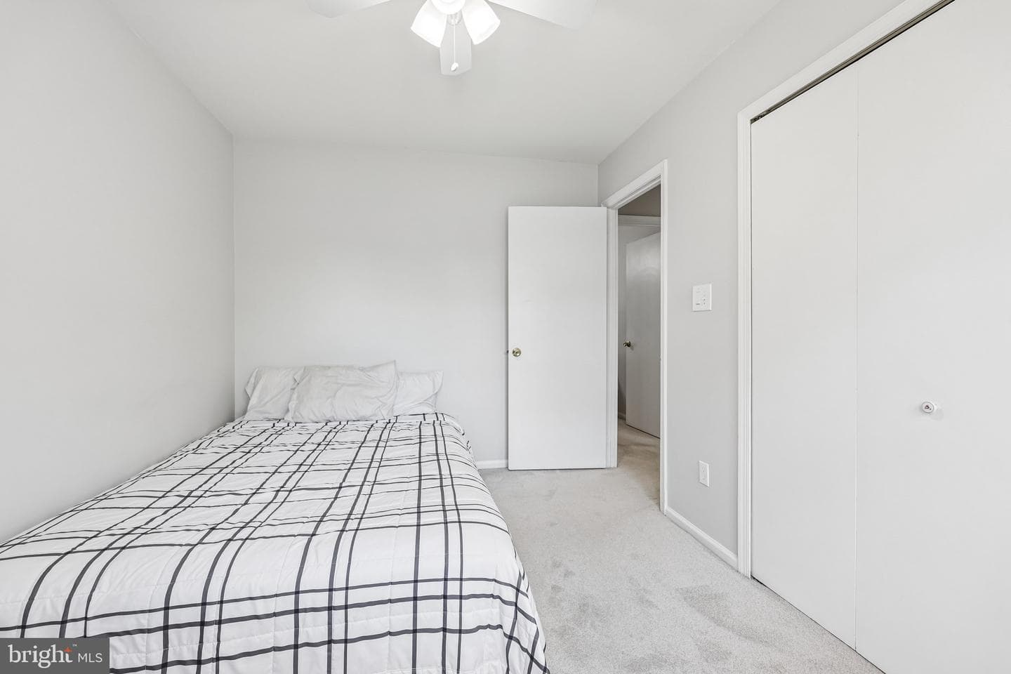 8561 Dellway Lane photo 27