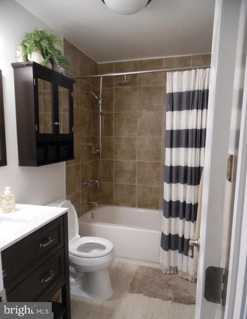 7635 Highland Street photo 26