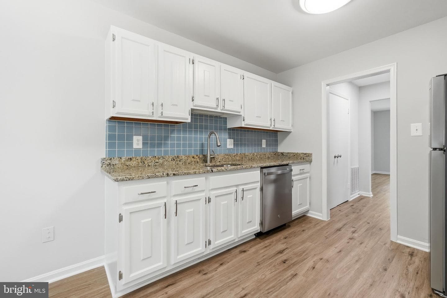 8627 Pin Oak Drive photo 25
