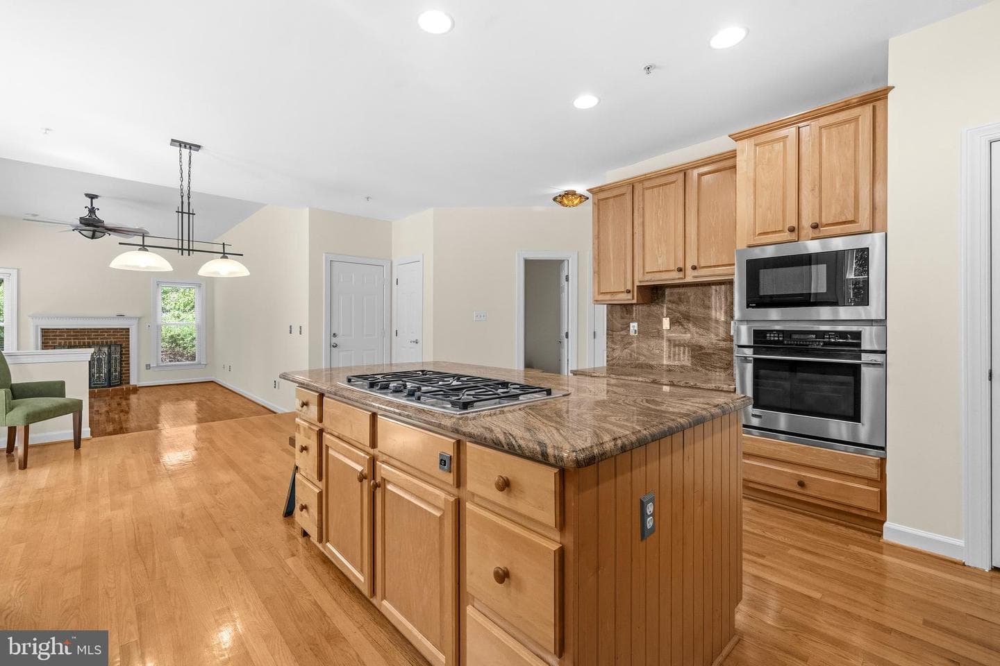 6914 Winter Lane photo 13