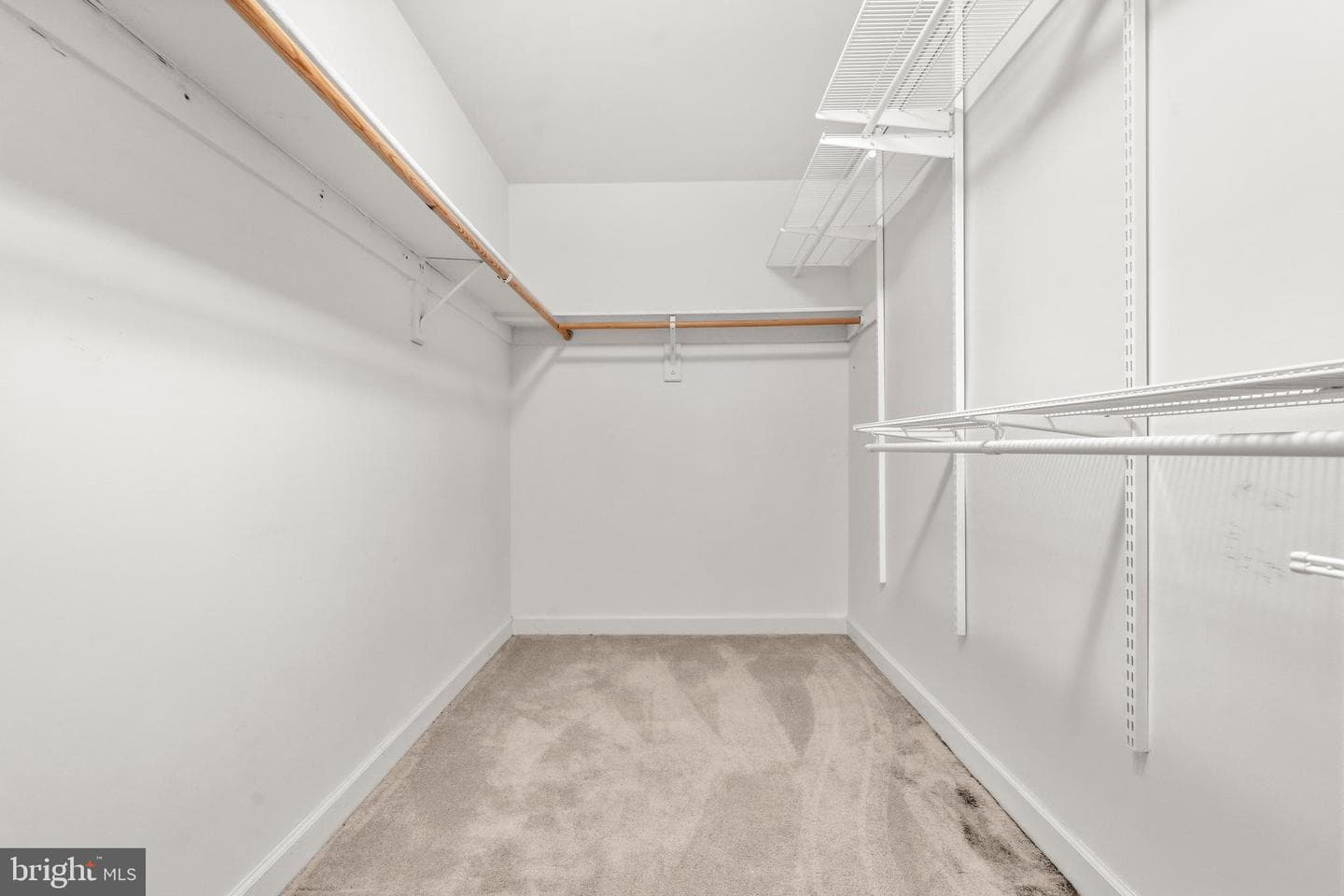 6914 Winter Lane photo 31