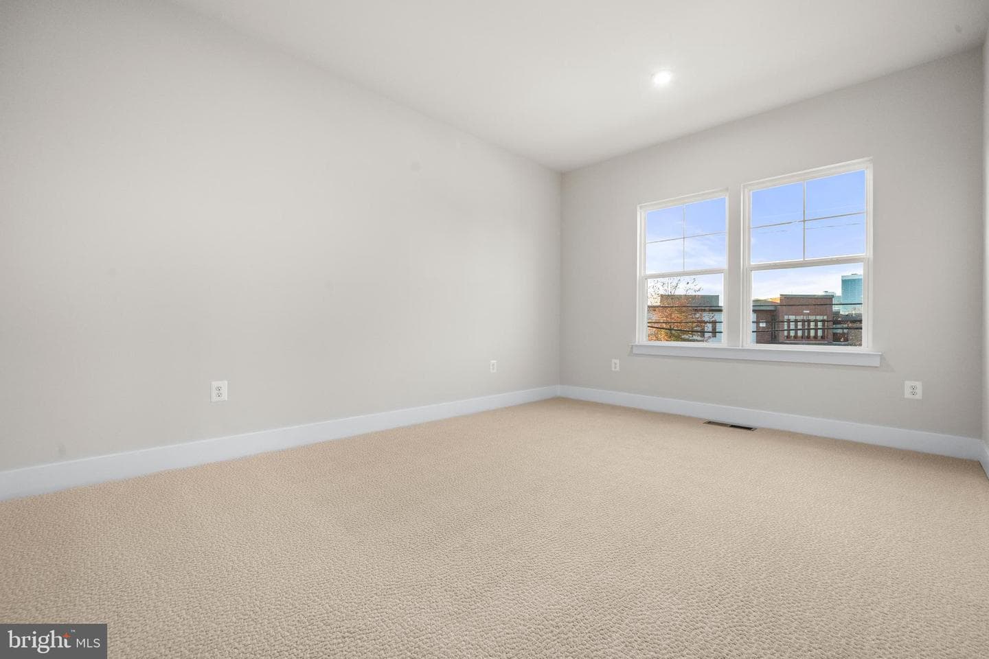 7505 Magarity Road photo 41