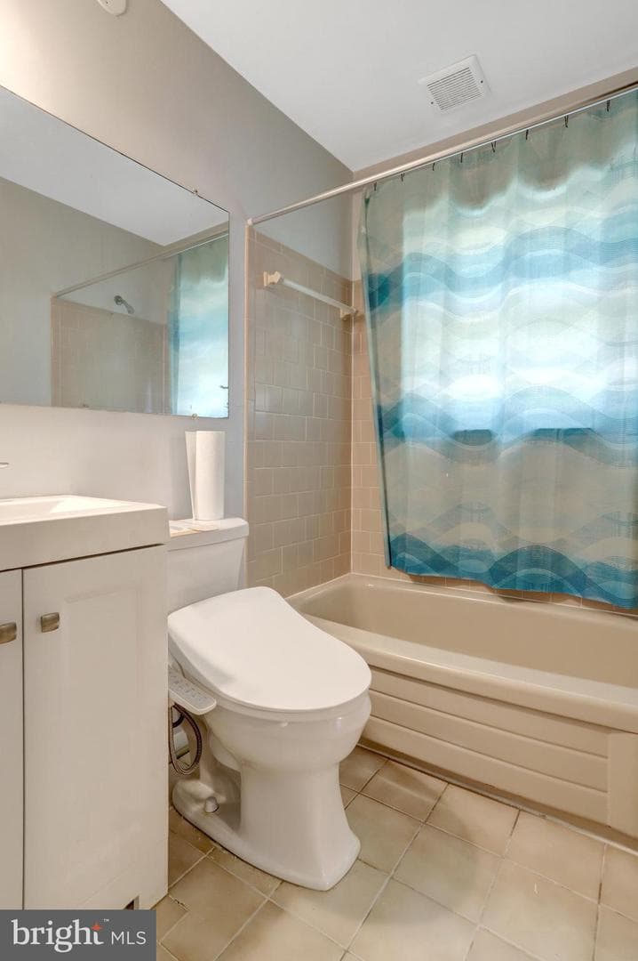 4904 Lawrence Street photo 32