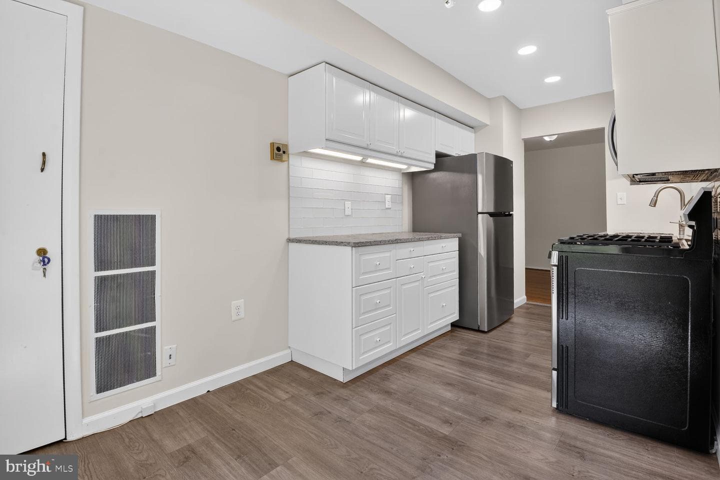 3354 Woodburn Road #11 photo 12