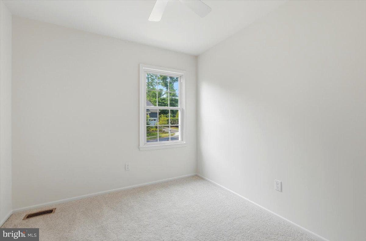 9615 Podium Drive photo 31