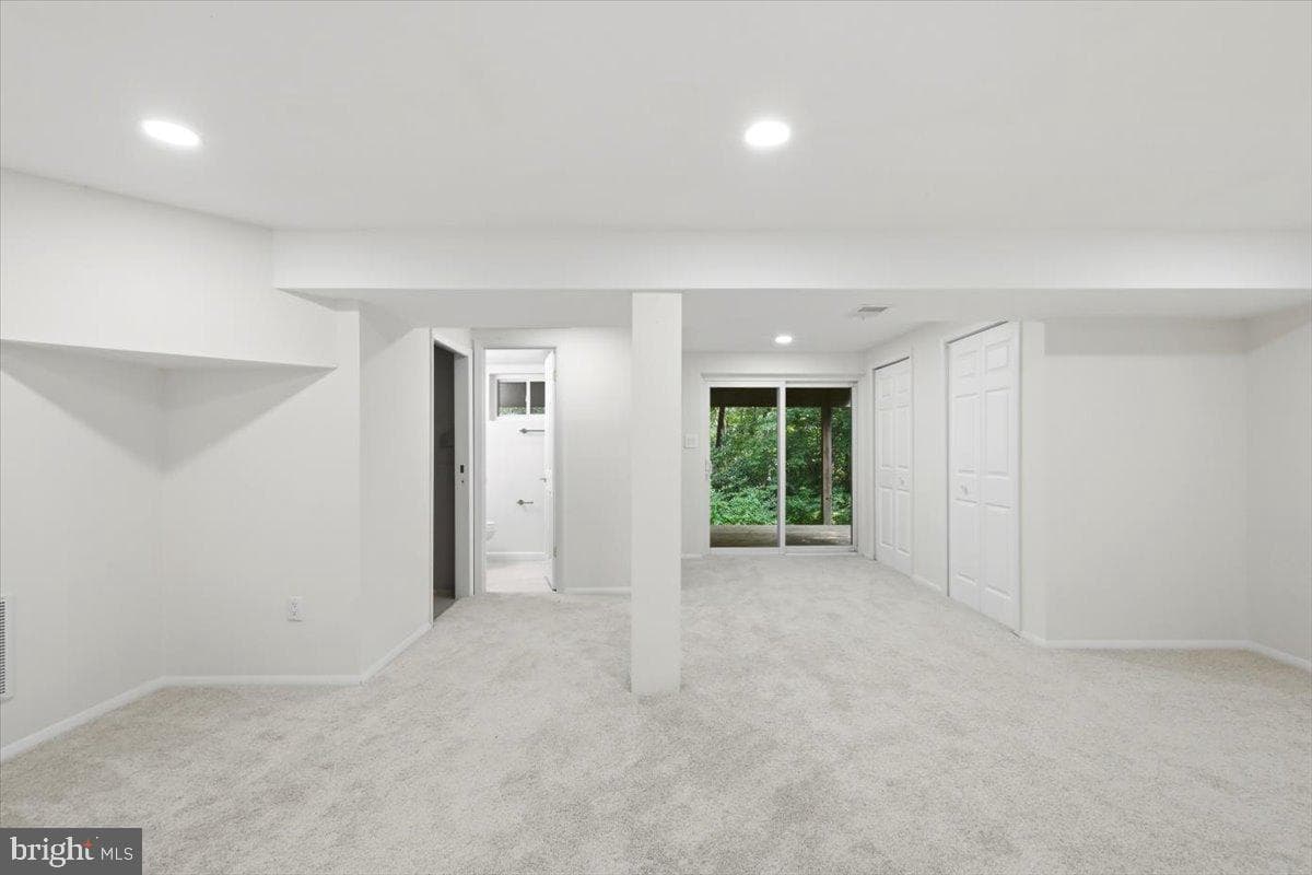 9615 Podium Drive photo 36