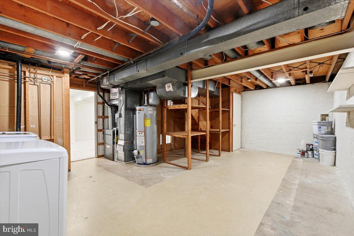 9615 Podium Drive photo 38