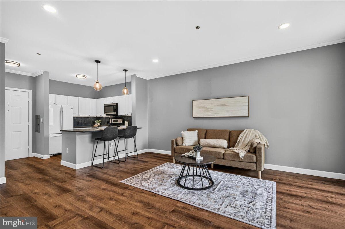 1625 International Drive #218 photo 6
