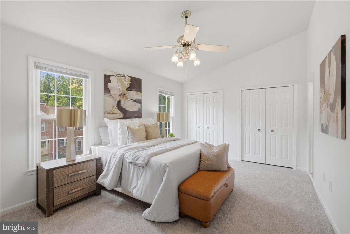 8902 Winding Hollow Way photo 13