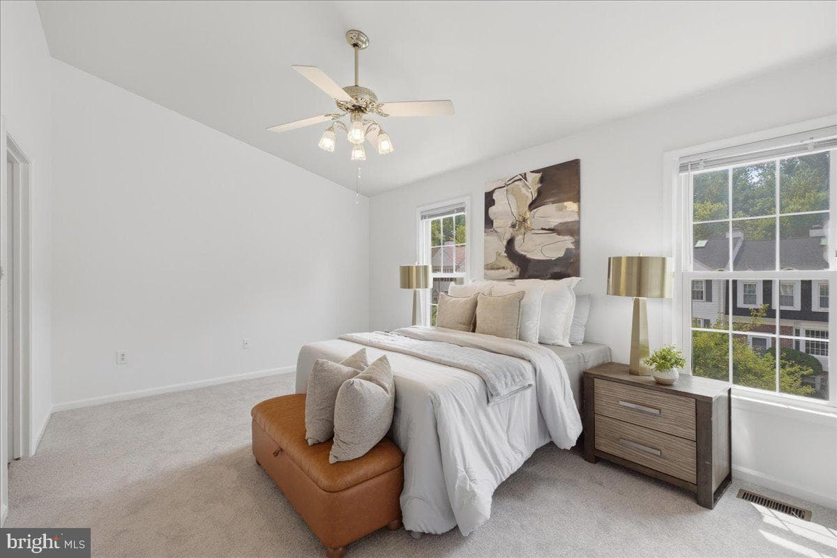 8902 Winding Hollow Way photo 14