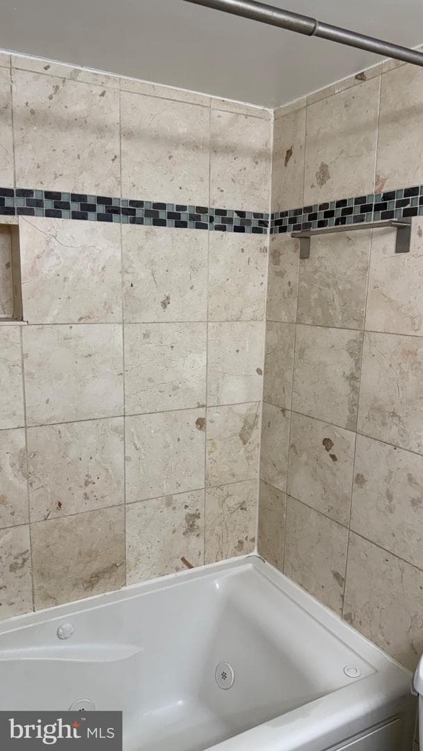 2911 Charing Cross Road #6 photo 33