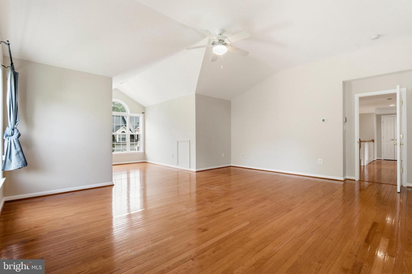 7608 Mcweadon Lane photo 31