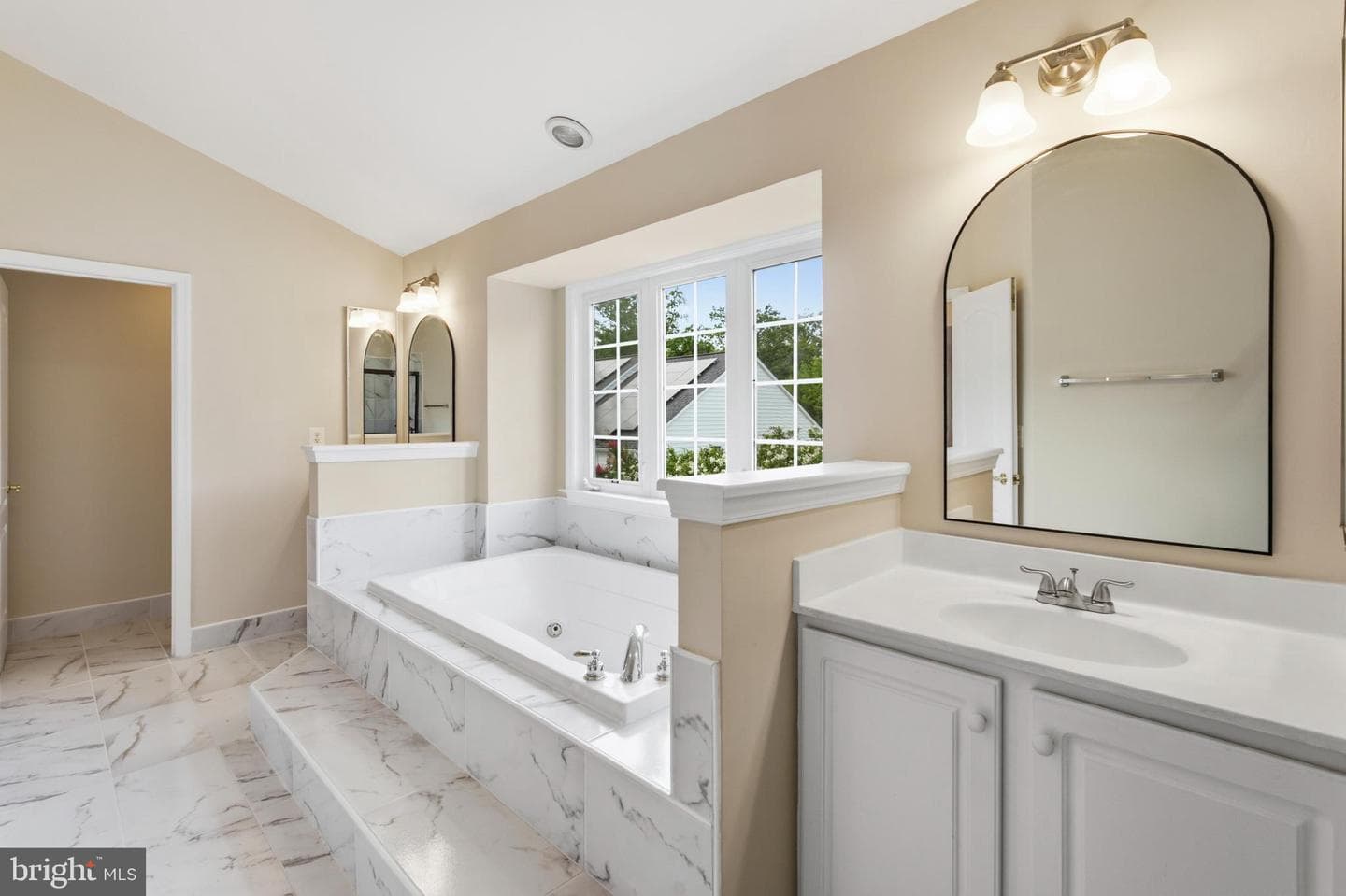 7608 Mcweadon Lane photo 35