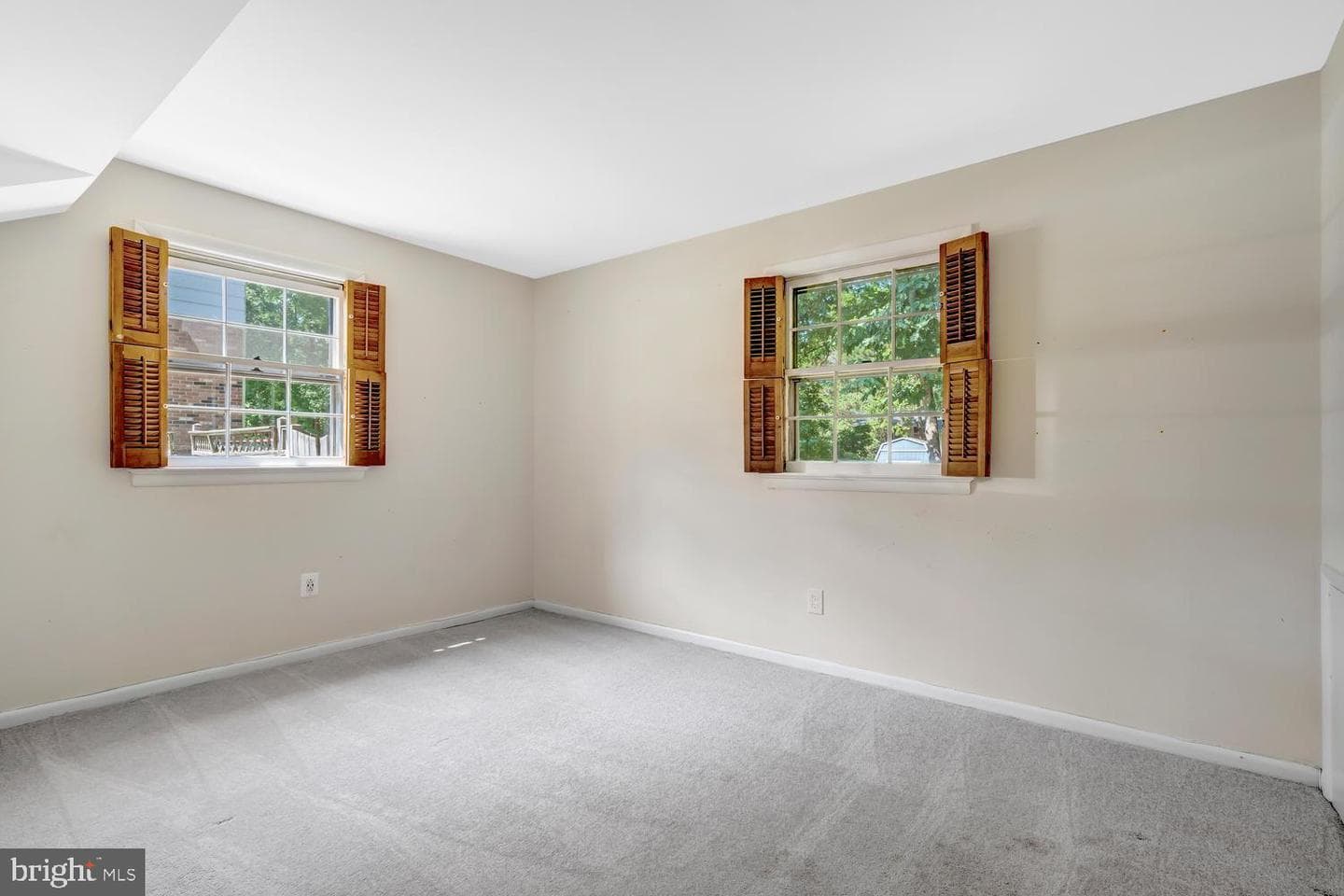8010 Candlewood Drive photo 28