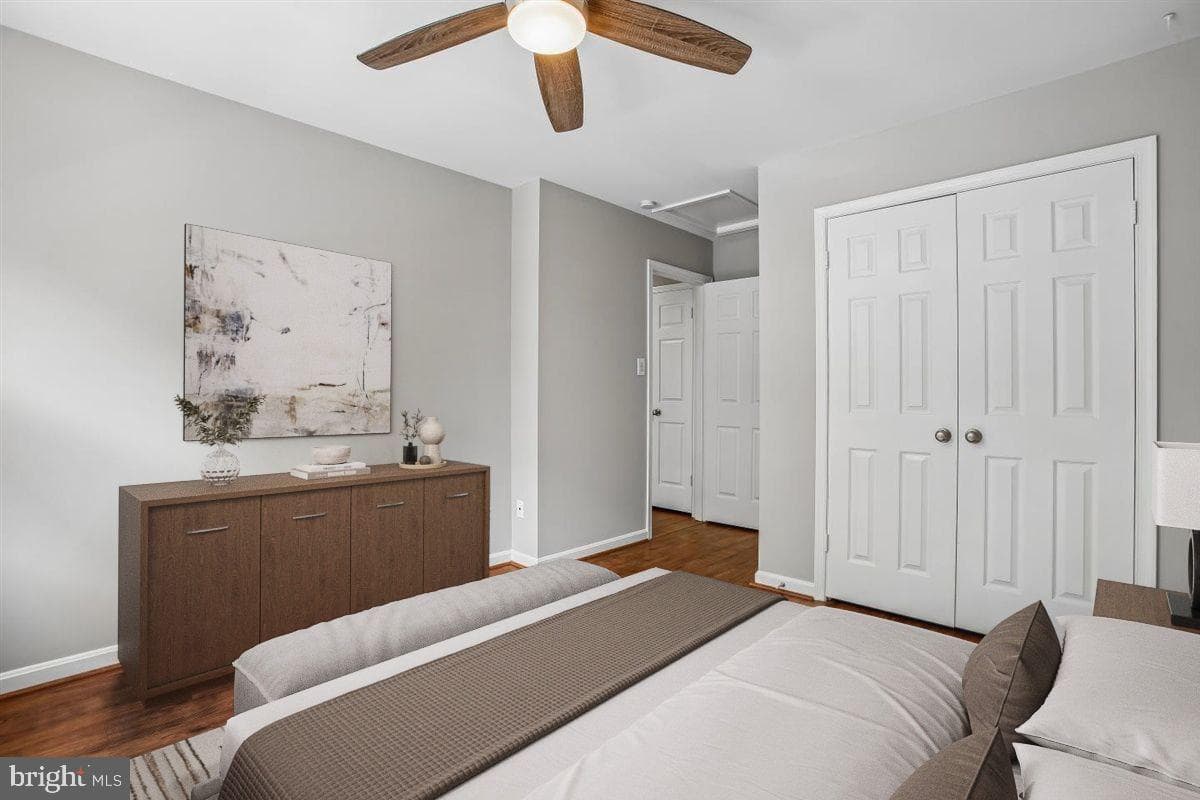 8044 Galla Knoll Circle photo 29