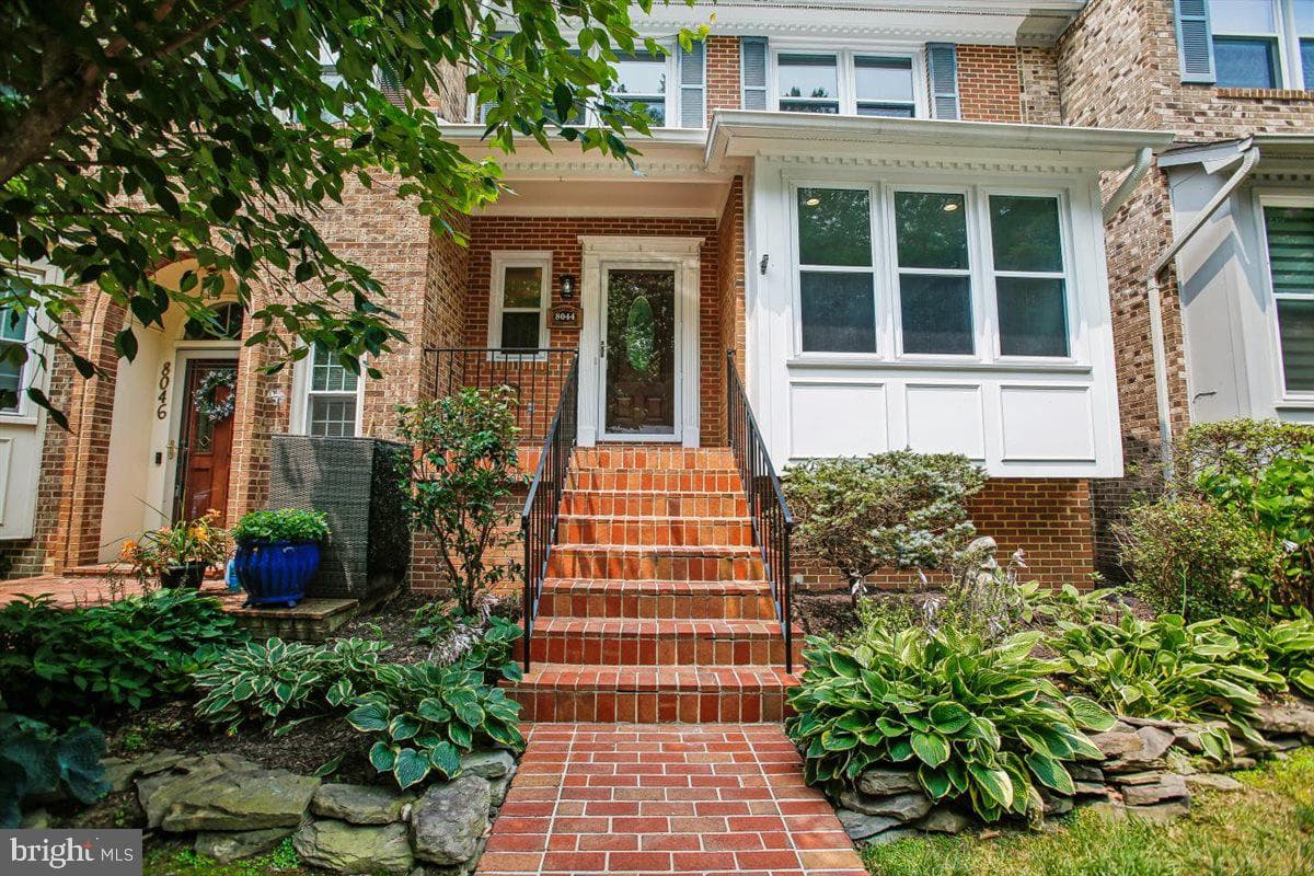 8044 Galla Knoll Circle photo 3