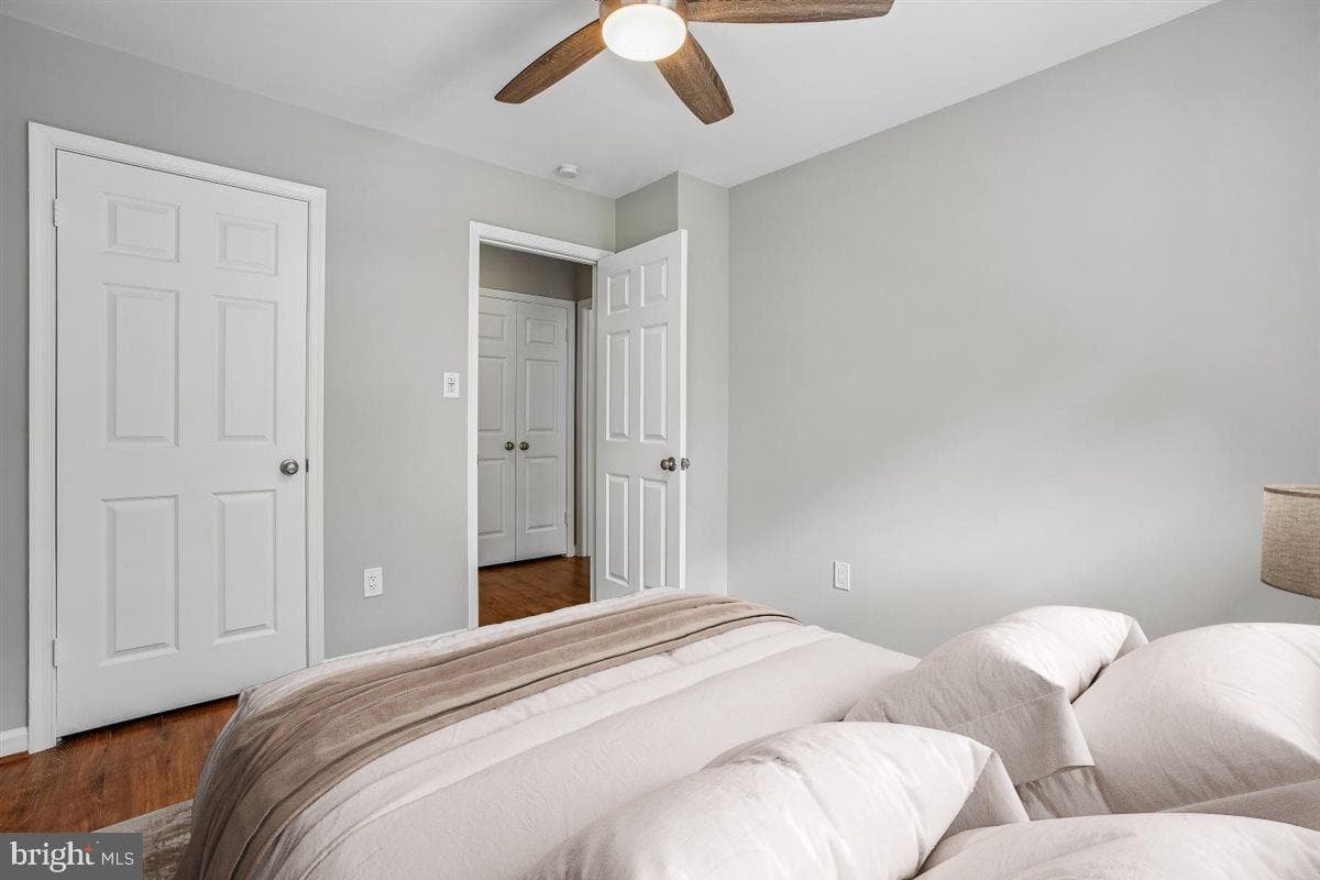 8044 Galla Knoll Circle photo 33