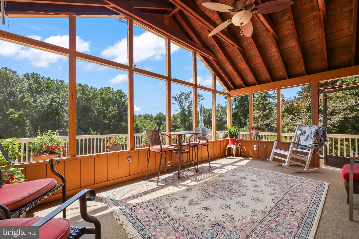 10915 Belgravia Court photo 17