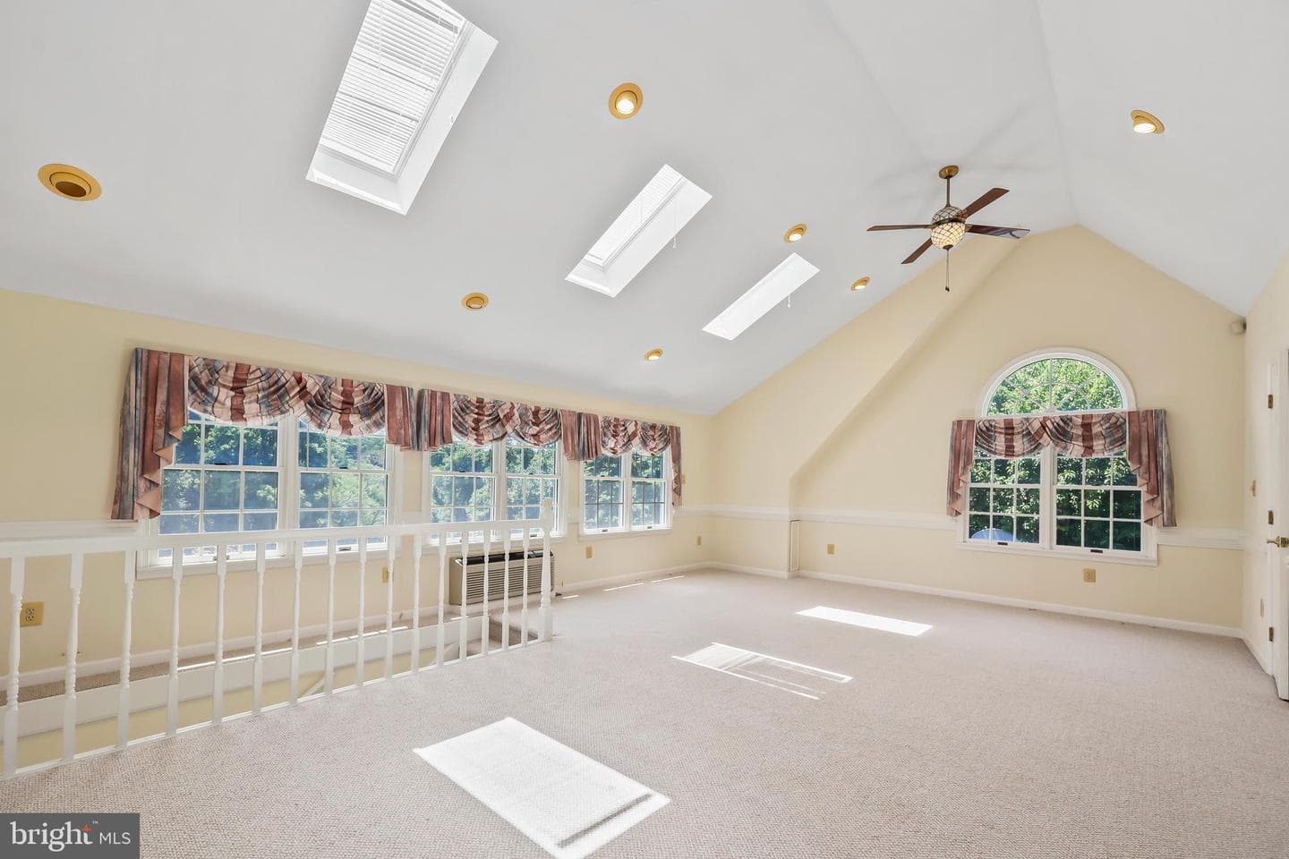 10915 Belgravia Court photo 32