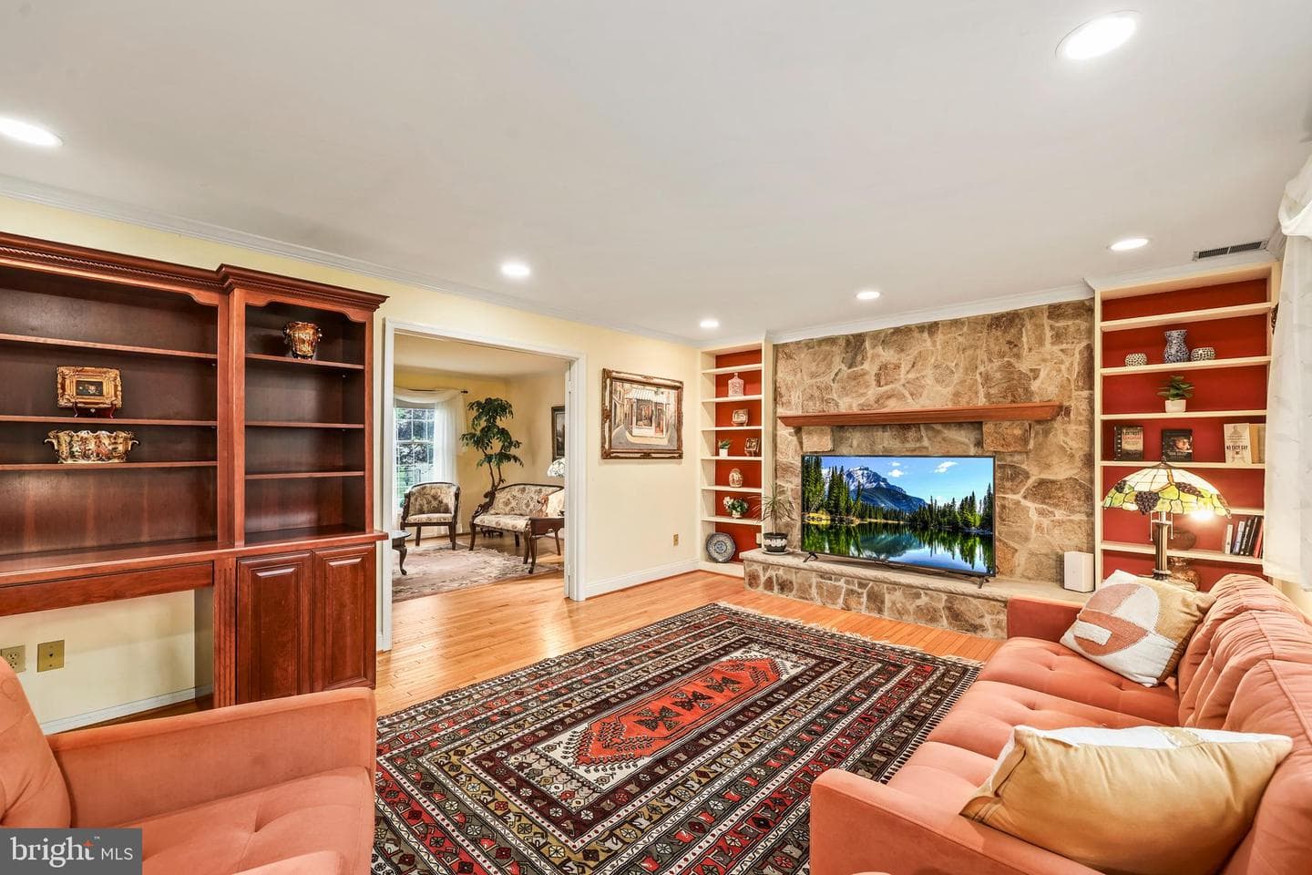 10915 Belgravia Court photo 7