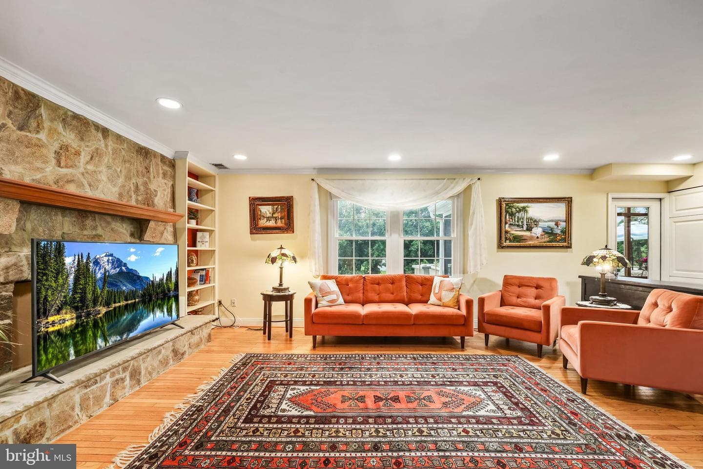 10915 Belgravia Court photo 8