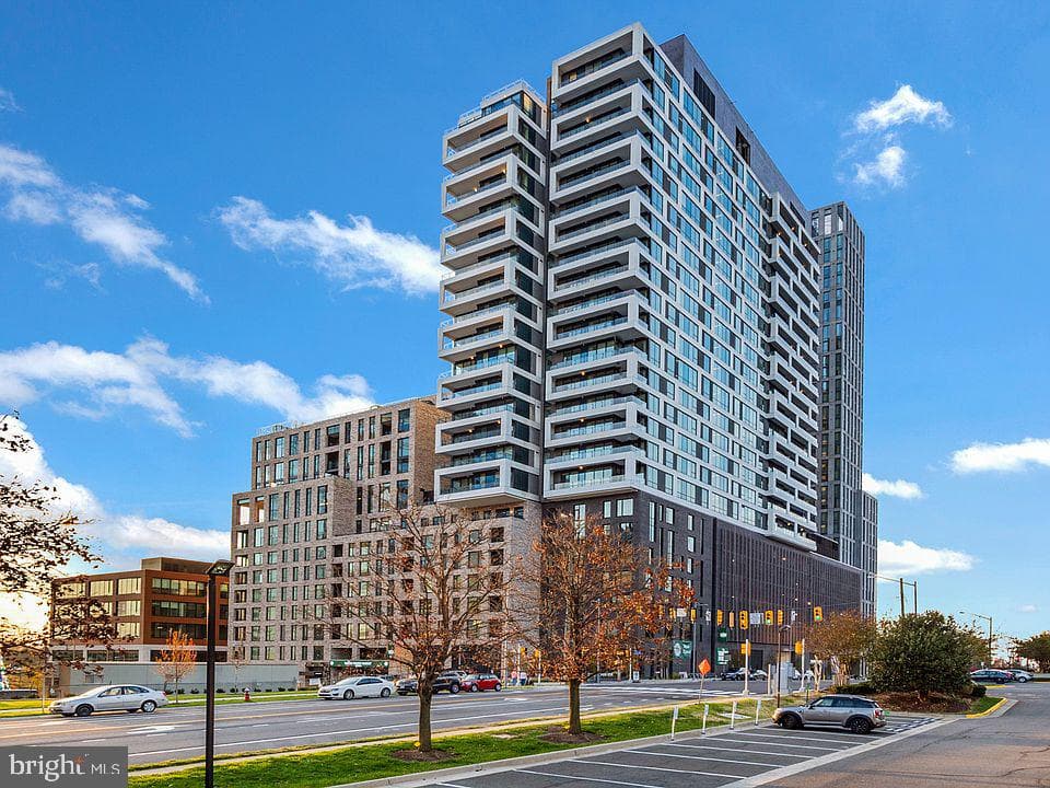 1650 Silver Hill Drive #1010, Mclean
