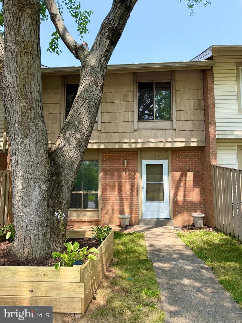 1103 Whitewater Place photo 1