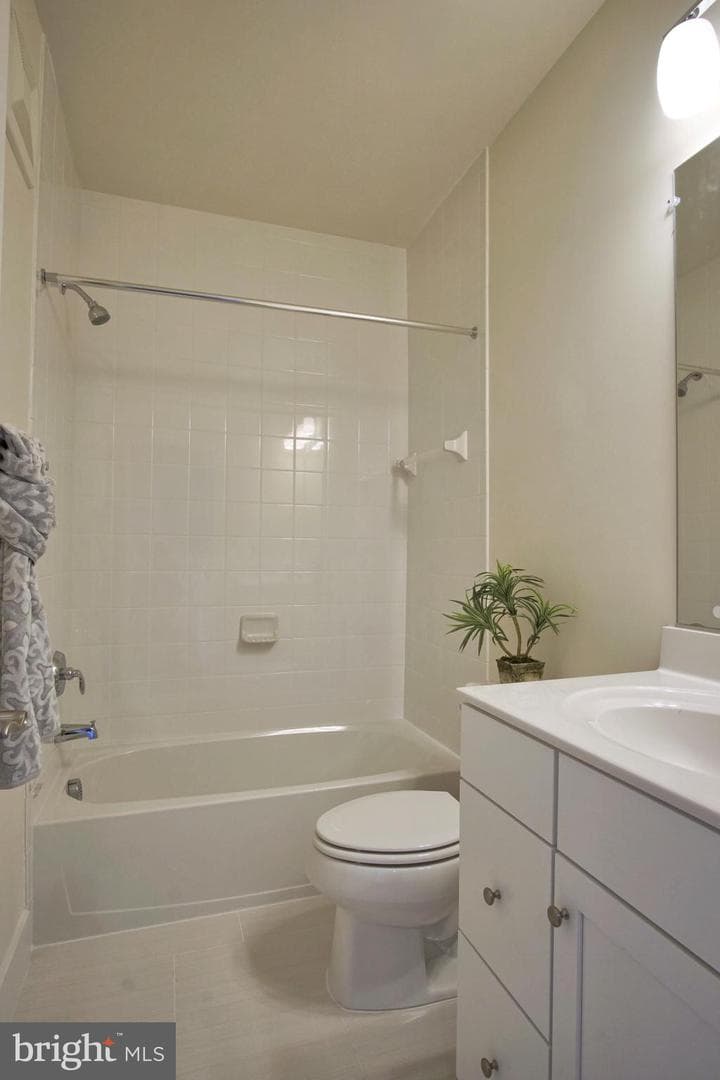 238 Van Buren Street #13 photo 26