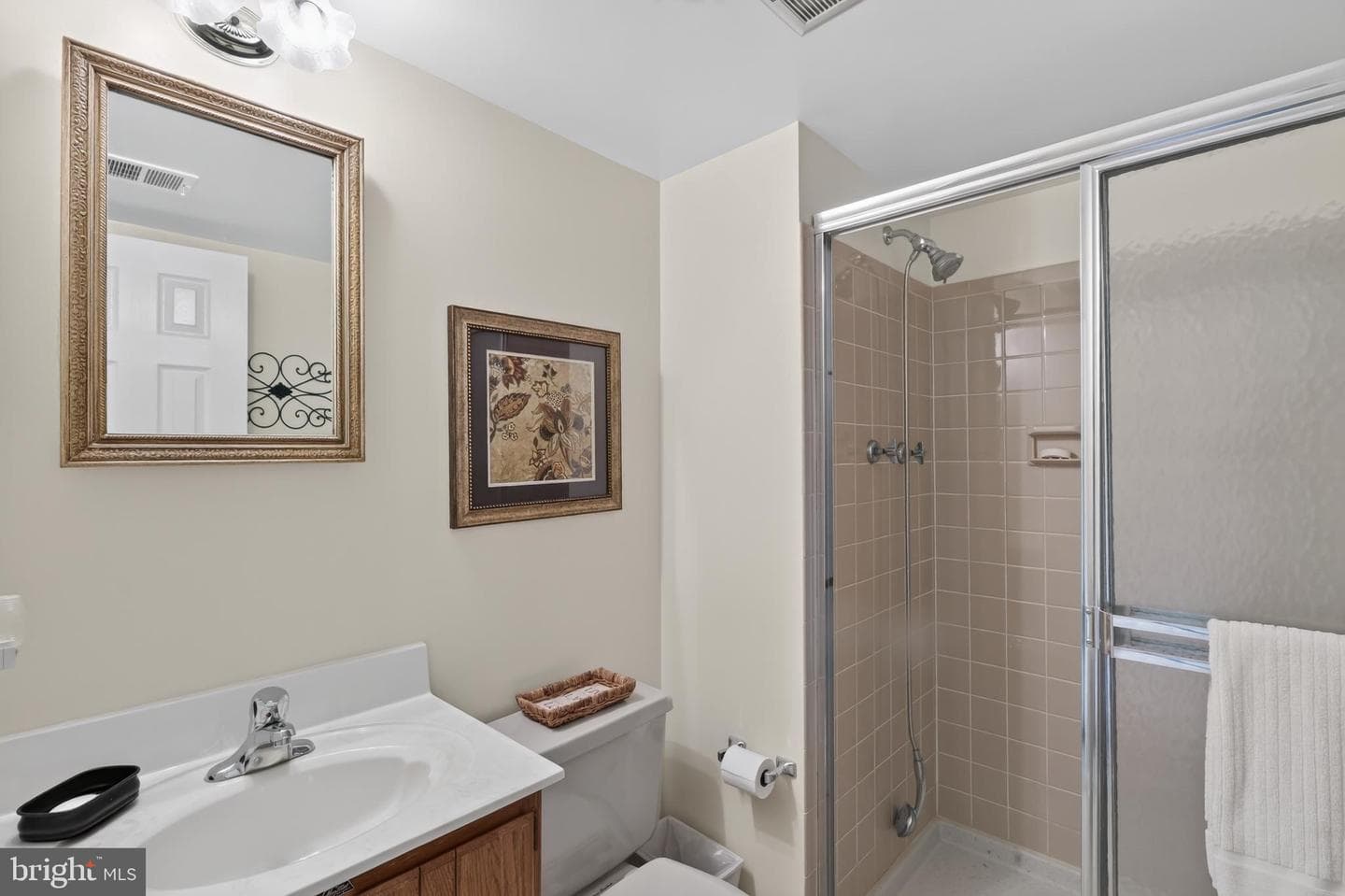 8024 Garlot Drive photo 41