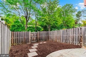 6240 Walkers Croft Way photo 3