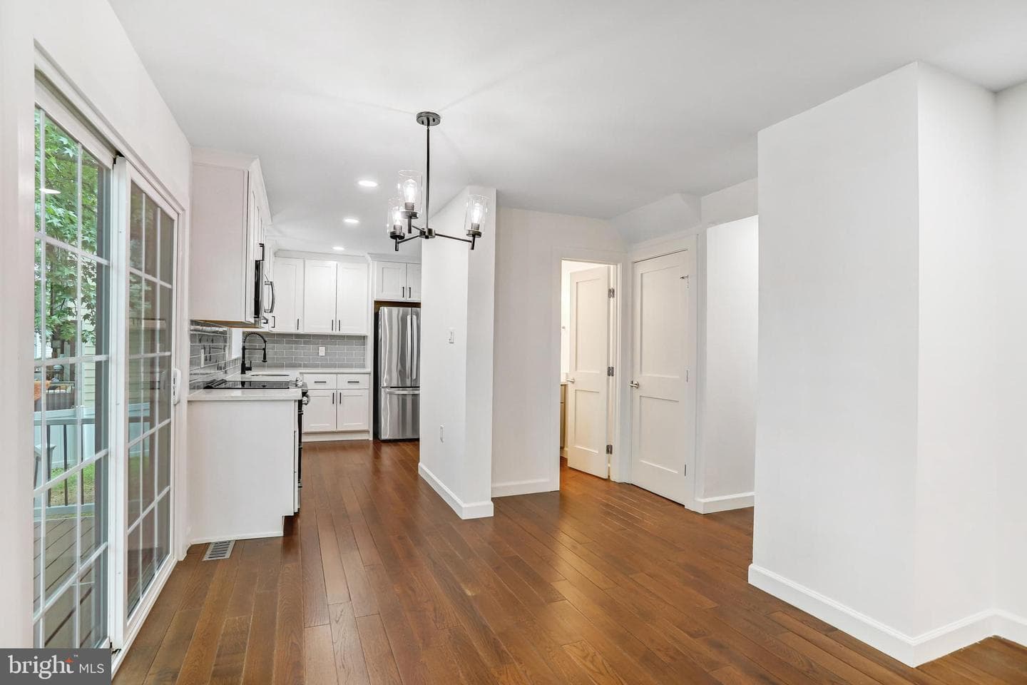 1413 Bayshire Lane photo 6