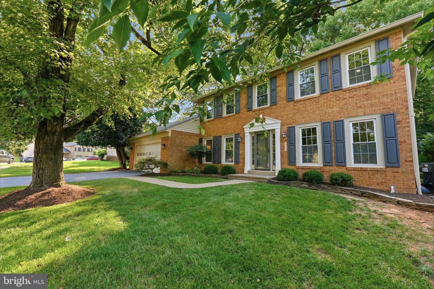 9904 Marquand Drive photo 5