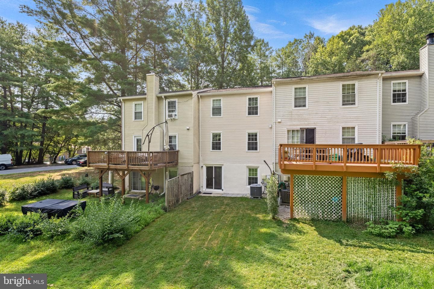 8942 Astongale Court photo 30
