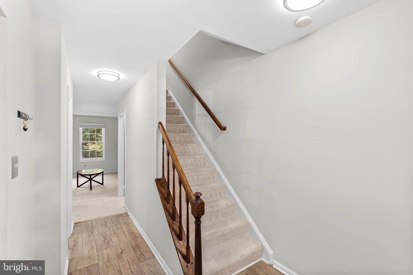8942 Astongale Court photo 5