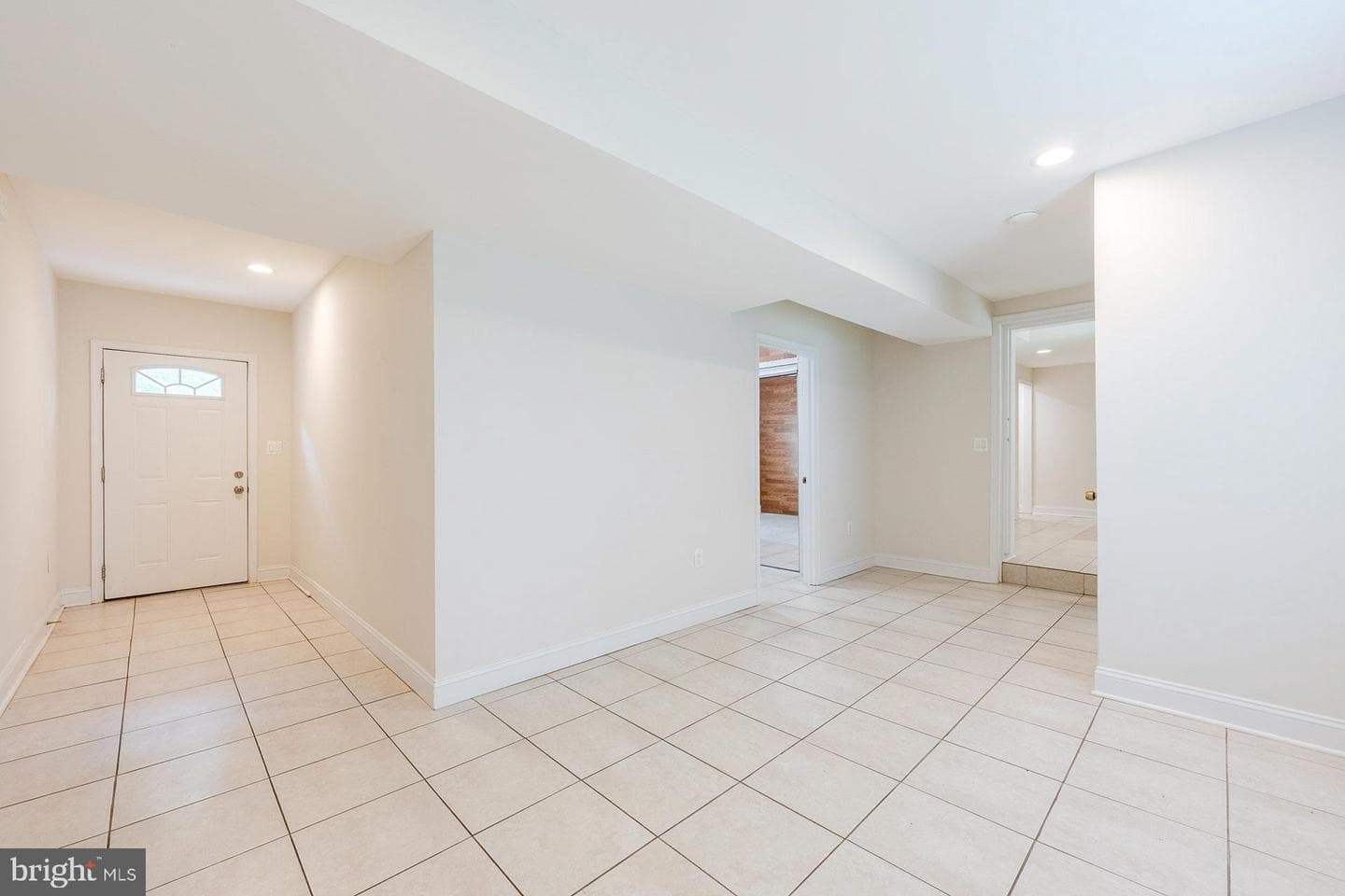 2923 Fairhill Road photo 29