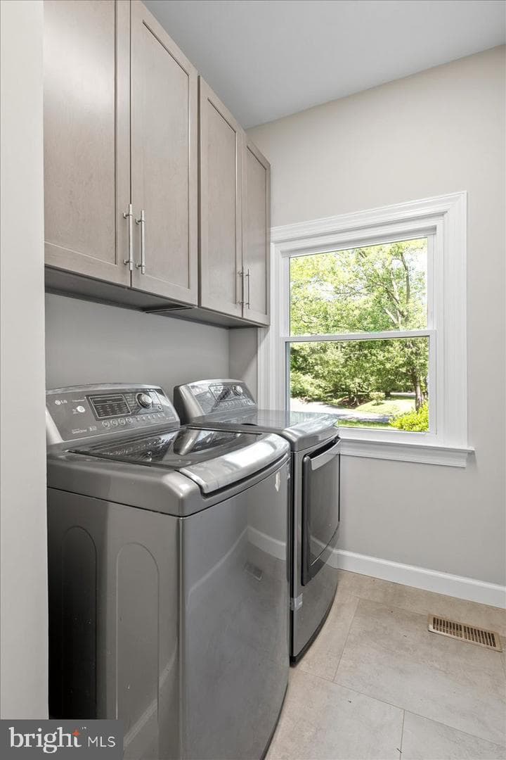 353 Gallop Wood Place photo 43