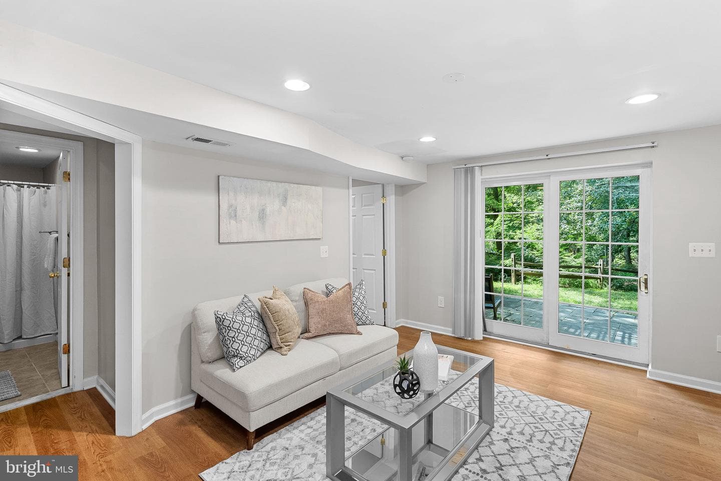 2284 Dosinia Court photo 46