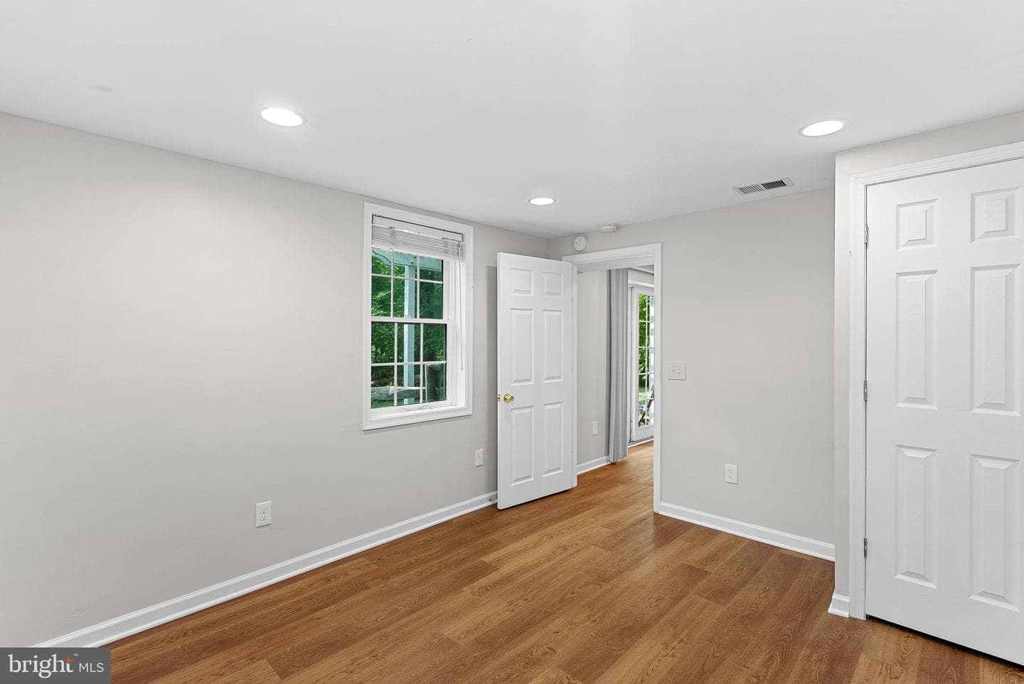 2284 Dosinia Court photo 50
